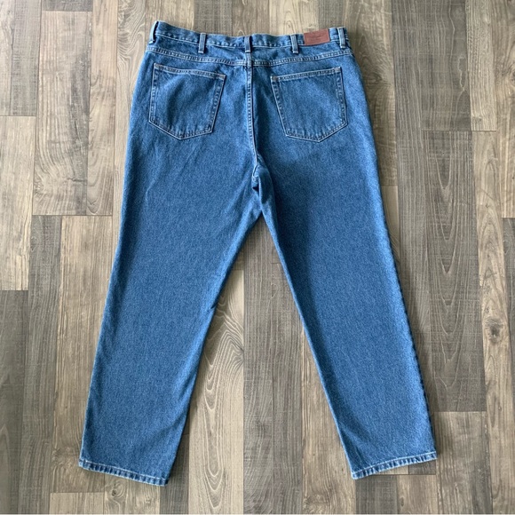 40x30 LL Bean Double L Classic Fit Denim Jeans 
Blue
ItemID 220626 - Picture 5 of 13
